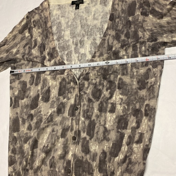 Talbots Short Sleeve Knit Sweater Cardigan V-Neck Women’s M Button Front Grey - Picture 9 of 11